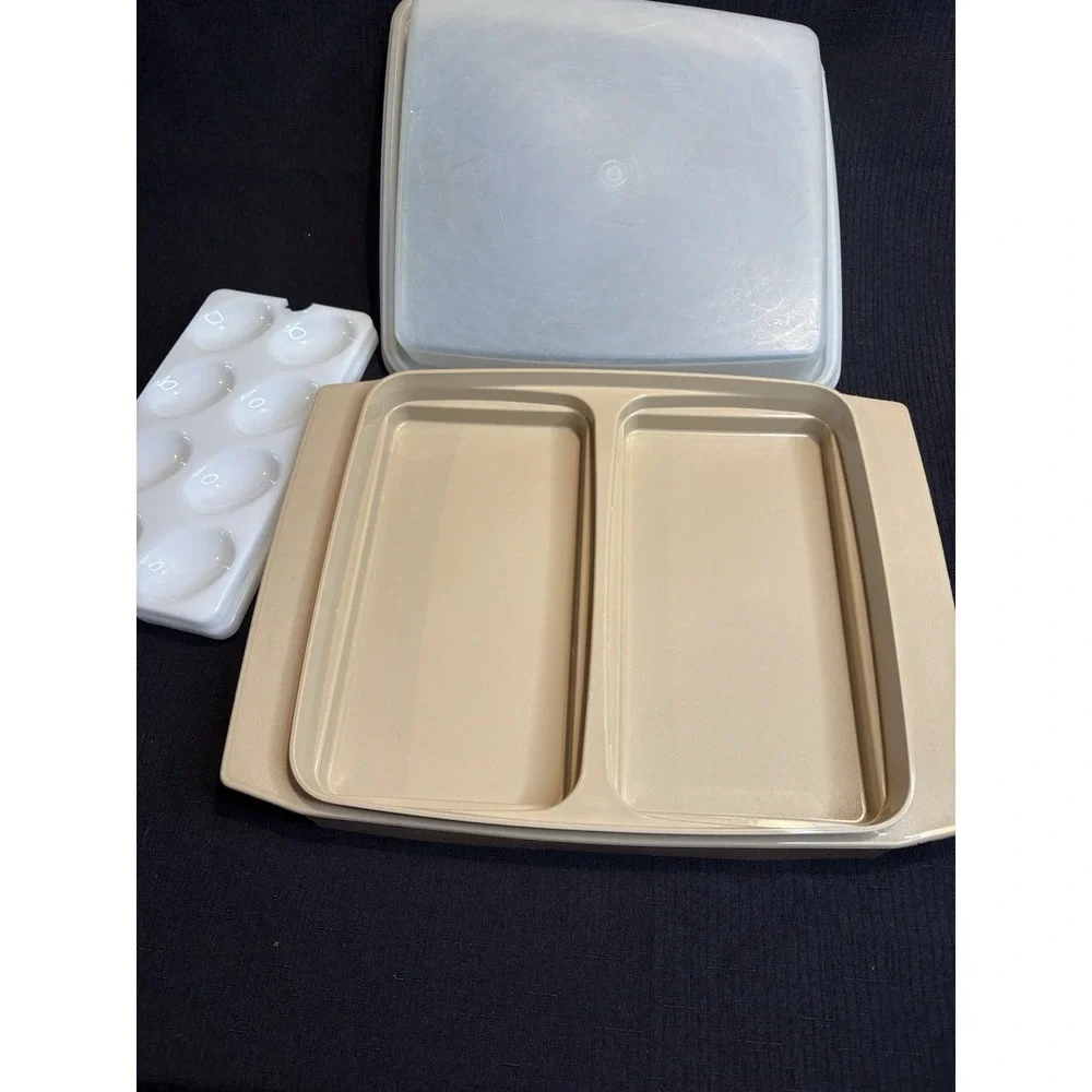Vintage Tupperware 723-2 Square Deviled Egg Keeper Container with Lid & Inserts